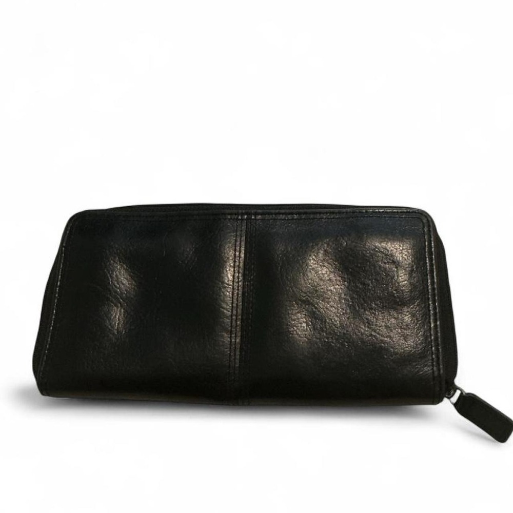 Genuine Leather Zip Around Wallet Womens OS Black Excellent Minimalist Clutch